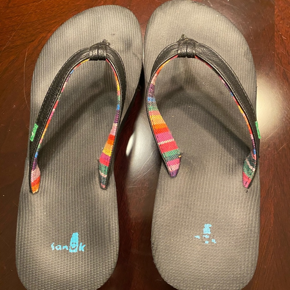 Sanuk Wedge flip flops